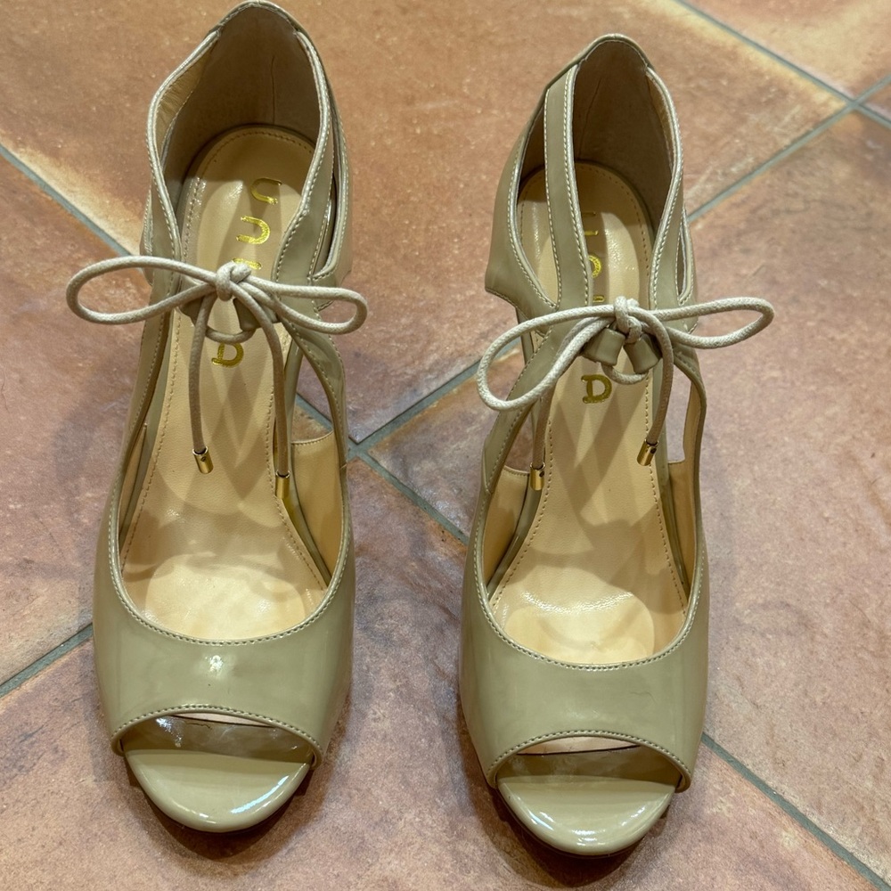 Unisa Beige / Nude patent  Peep-Toe Heels